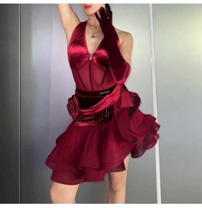 Women girls wine red latin dance dresses halter neck bling fringe irregular ruffles skirts salsa rumba chacha dance costumes with gloves for female